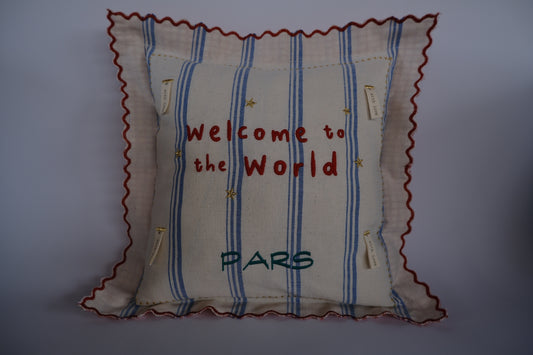 Mavi çizgili keten yastık