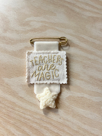 Öğretmenler günü rozeti