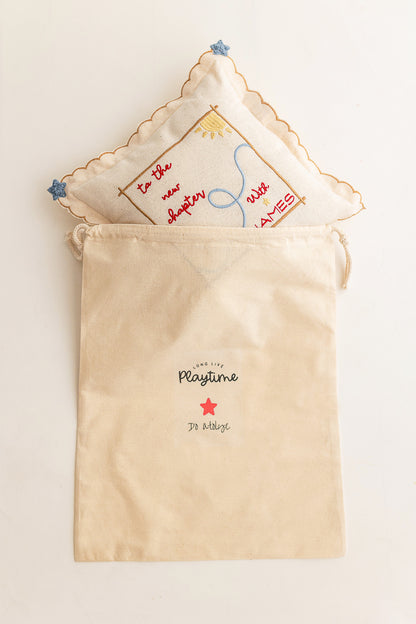 'to the new chapter' yastık