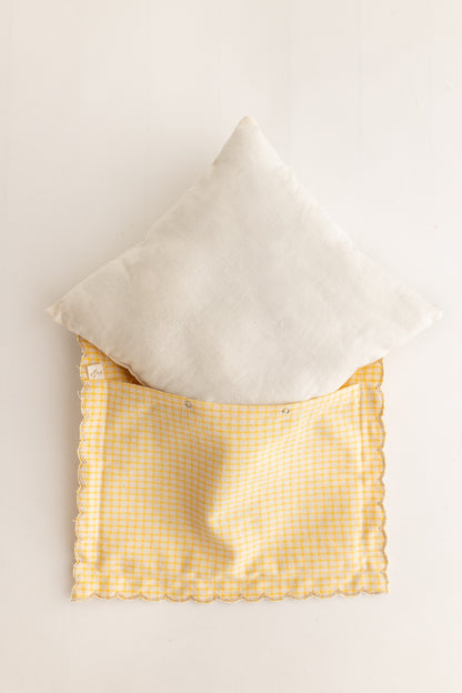 'to the new chapter' yastık